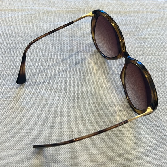 Ralph Lauren Sunglasses - Picture 5 of 10